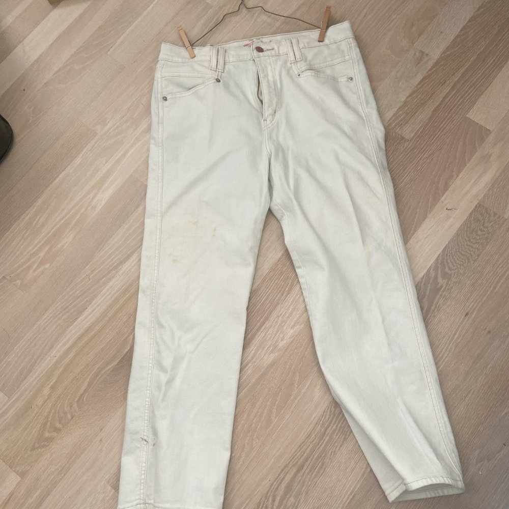 Women's Levi Heritage high rise, straight-legged, off-white jean size 10